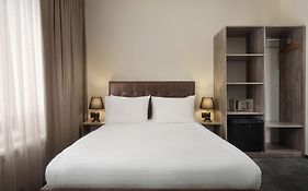 Elysium Gallery Hotel